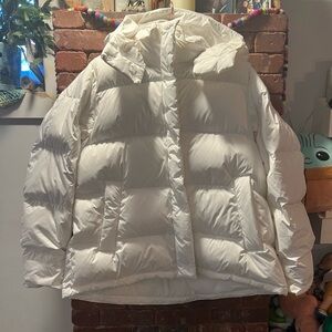 lululemon athletica White Wunder Puff